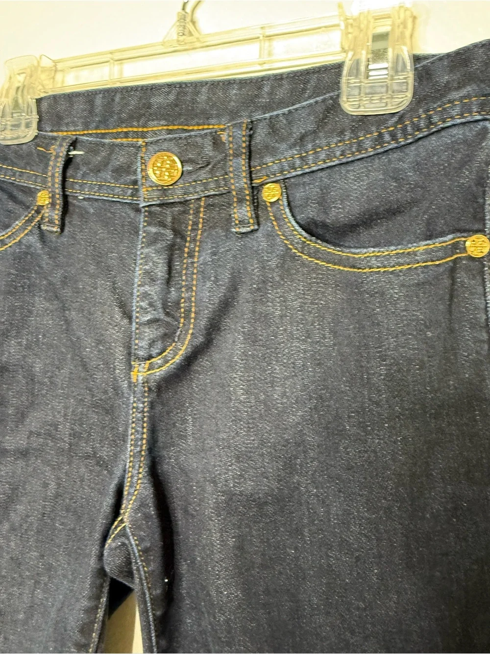 TORY BURCH Blue Denim Capri’s Excellent